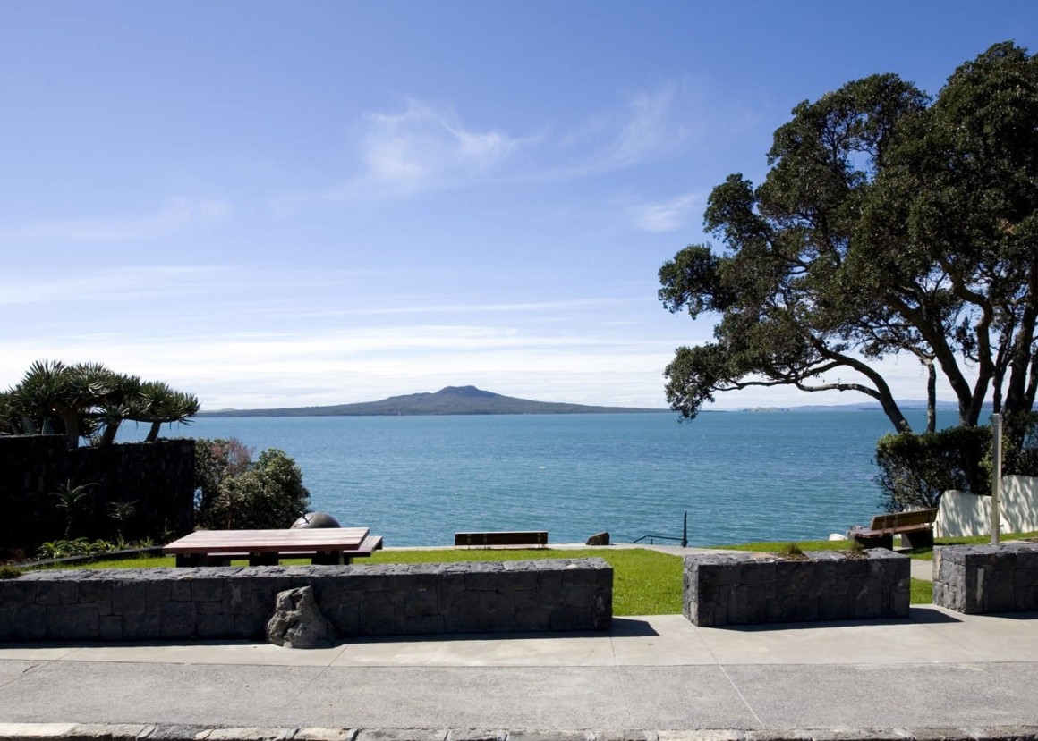 Takapuna Brett Ave Sea View Shot E