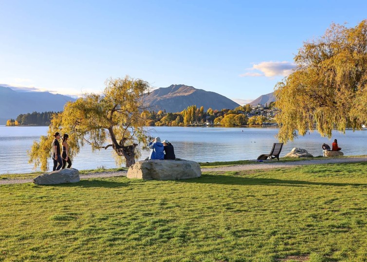 Wanaka Lakefront 9 Reset Urban 2023